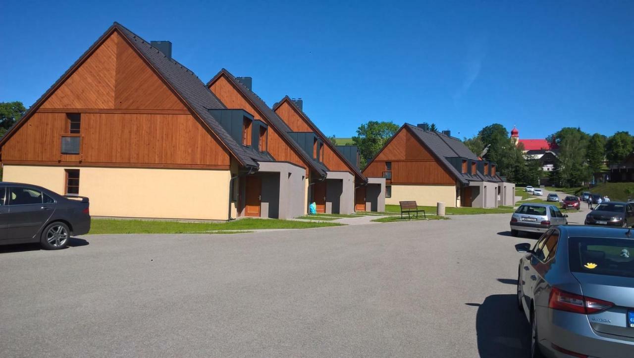 Apartmán Nad terasou Apartamento Říčky Exterior foto